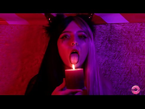 ❤️ Blowjob Hikaka mai i te Sexy Succubus me te Waha Whakanui ataata porn i a matou mi.sexeey.ru ❌❤